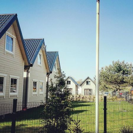 Domki Letniskowe Ahoyrozewie Luaran gambar